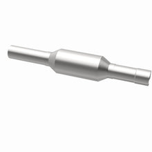Load image into Gallery viewer, MagnaFlow Direct Fit Catalytic Converter Grand Cherokee-Wrangler 93- - 23221