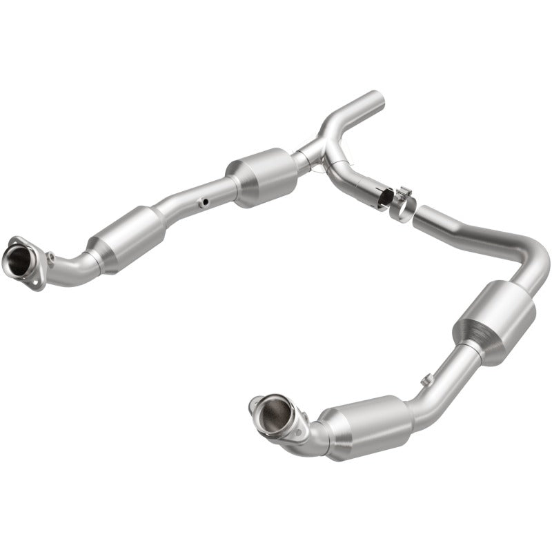 MagnaFlow Direct Fit Catalytic Converter OEM 07-08 Ford E-150 - 5582640