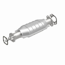Load image into Gallery viewer, MagnaFlow Direct Fit Catalytic Converter 05-10 Kia Sportage 2.7L - 51963
