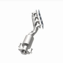 Load image into Gallery viewer, MagnaFlow Direct Fit Catalytic Converter Infiniti/Nissan Trucks 8 5.6L D/S Manifold (49 State) - 50380