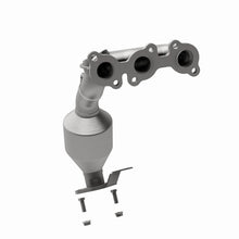 Load image into Gallery viewer, MagnaFlow Direct Fit Catalytic Converter 08-09 Toyota Highlander 3.3L - 51540