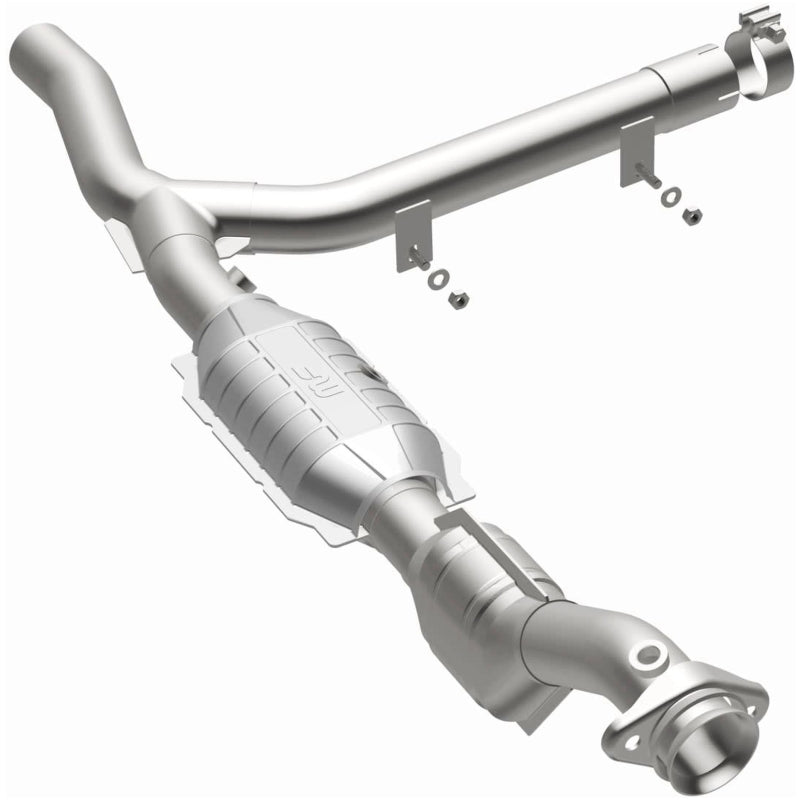MagnaFlow Direct Fit Catalytic Converter 97-98 Ford Trucks 4.6L - 447178
