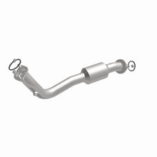 Load image into Gallery viewer, MagnaFlow 13-15 Toyota RAV4 2.5L Direct Fit Converter - 5571541
