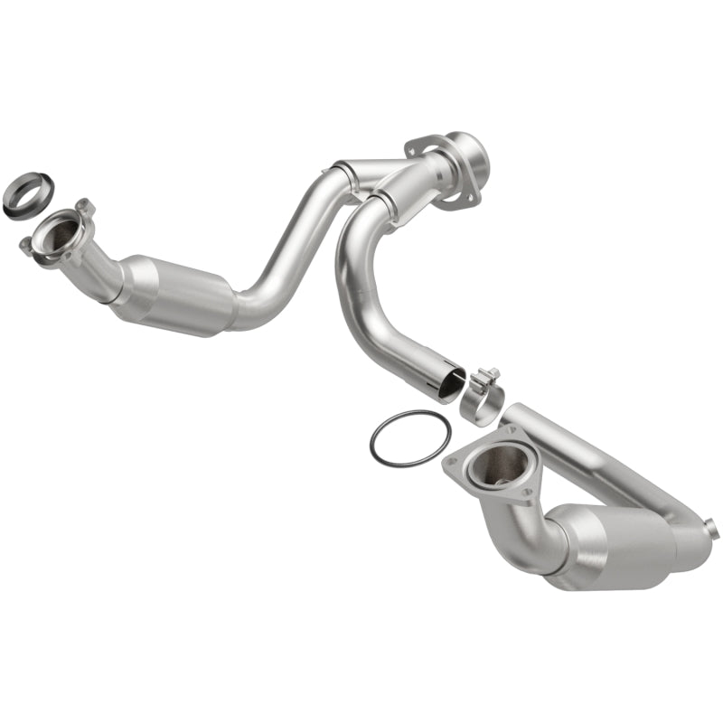 MagnaFlow Direct Fit Catalytic Converter 2007-2008 Cadillac Escalade 6.2L - 5451631