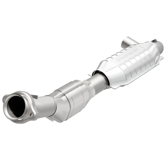 MagnaFlow Direct Fit Catalytic Converter 97-98 Ford Trucks 4.6L - 447133
