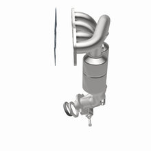 Load image into Gallery viewer, MagnaFlow Direct Fit Catalytic Converter 01-03 Toyota Rav4 2.0L L4 - 452013
