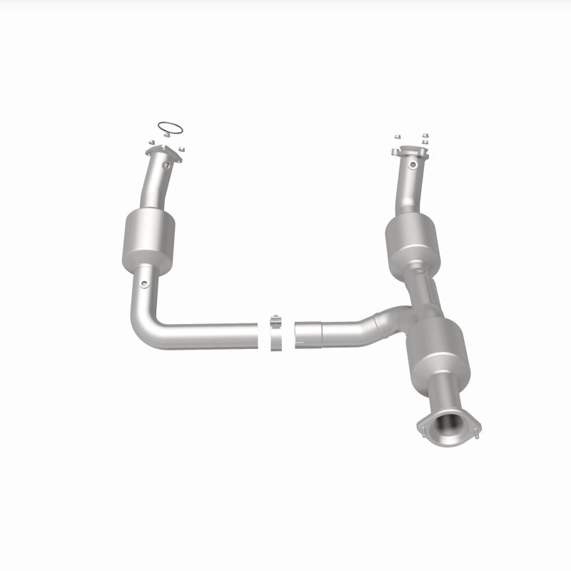 MagnaFlow 18-20 Chevrolet Express 2500 Single Underbody 4.3L Direct Fit Catalytic Converter - 280210