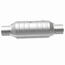 Load image into Gallery viewer, MagnaFlow Universal Catalytic Converter 2.50 HM Angled O2 - 99326HM