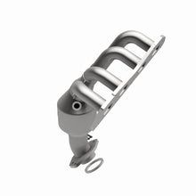 Load image into Gallery viewer, MagnaFlow 09-16 Toyota RAV4 2.5L Direct Fit Converter - 5582327