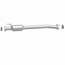 Load image into Gallery viewer, MagnaFlow Direct Fit Catalytic Converter 02-05 Grand Vitara 2.5L - 24256