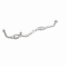Load image into Gallery viewer, MagnaFlow 98-00 Toyota Sienna 3.0L Direct Fit Converter - 447163