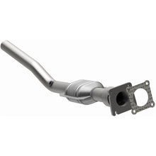 Load image into Gallery viewer, MagnaFlow Direct Fit Catalytic Converter 98-99 Chrysler Cirrus 2.4 - 23266