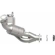 Load image into Gallery viewer, MagnaFlow Direct Fit Catalytic Converter 01-02 Mitsu Montero 3.5L - 24233