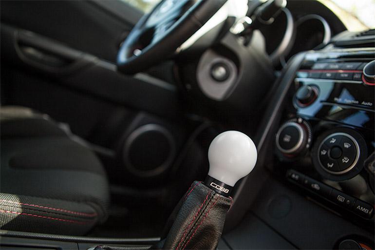 Cobb 07-13 Mazdaspeed3 & 06-07 Mazdaspeed6 Shift Knob - White Knob w/Stealth Black Base - 271350-W-BK