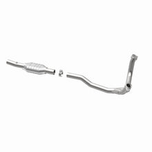 Load image into Gallery viewer, MagnaFlow Direct Fit Catalytic Converter 96 Ford E-Series Van 5.8L - 23101