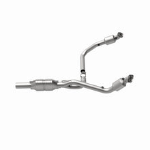 Load image into Gallery viewer, MagnaFlow Direct Fit Catalytic Converter 94-99 Ram 1500/2500 - 447233