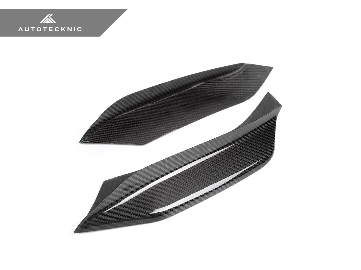 AutoTecknic Dry Carbon Corsa Bumper Trim - BMW F80 M3 | F82/ F83 M4
