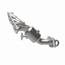Load image into Gallery viewer, MagnaFlow OEM Grade 12-17 Toyota Prius C Federal / EPA Compliant Manifold Catalytic Converter - 52441