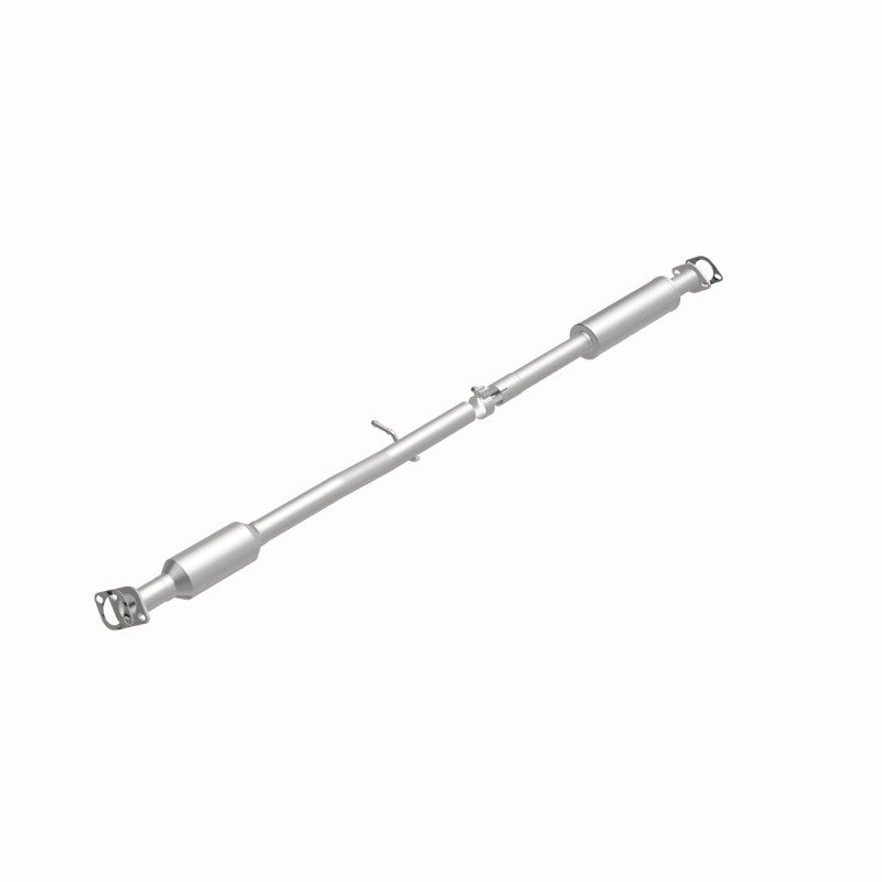 MagnaFlow Direct Fit Catalytic Converter OEM 14-15 Hyundai Tucson 2.0L Underbody - 52815
