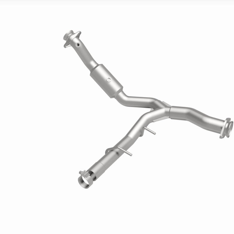 MagnaFlow Direct Fit Catalytic Converter 15-17 Ford Expedition V6 3.5 OEM Underbody - 21-528