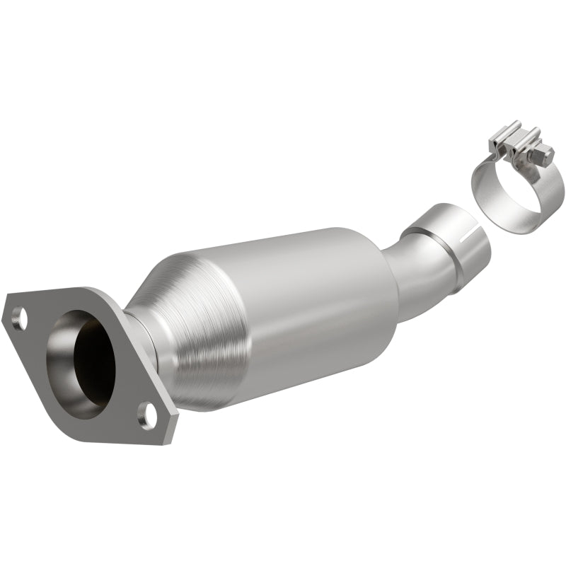 MagnaFlow 14-15 Prius C L4 1.5 OEM Underbody Direct Fit Converter - 52448
