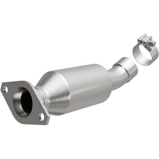 MagnaFlow 14-15 Prius C L4 1.5 OEM Underbody Direct Fit Converter - 52448