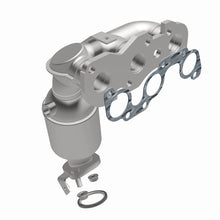Load image into Gallery viewer, MagnaFlow 01-03 Toyota Sienna 3.0L Direct Fit Converter - 447161