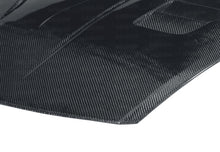 Load image into Gallery viewer, Seibon 07-08 Nissan 350z VT-style Carbon Fiber Hood - HD0708NS350-VT