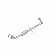 Load image into Gallery viewer, MagnaFlow Direct Fit Catalytic Converter OEM 2001-2004 Toyota Sequoia Underbody - 4551060