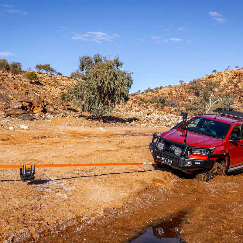 ARB Weekender Recovery Kit Incl 17600lb Recovery Strap/4.75T Shackles - RK12A