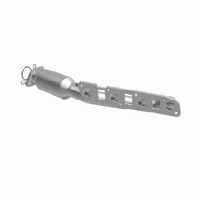 Load image into Gallery viewer, MagnaFlow 11-13 QX56 V8 5.6 OEM Manifold Direct Fit Converter - 22-035