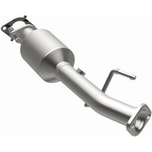 Load image into Gallery viewer, MagnaFlow 13-15 NV200 2 Underbody Direct Fit Converter - 52690