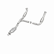 Load image into Gallery viewer, MagnaFlow Direct Fit Catalytic Converter 04 Lincoln Aviator 4.6L - 458028