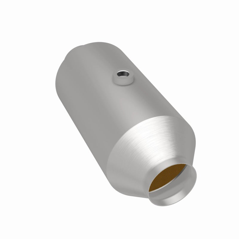 MagnaFlow MagnaFlow 2.5 in. OEM Grade Federal / EPA Compliant Universal Catalytic Converter - 51366