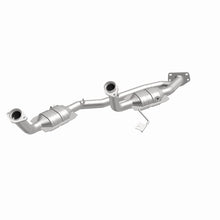 Load image into Gallery viewer, MagnaFlow Direct Fit Catalytic Converter 04 Ford Freestar 3.9L - 49079