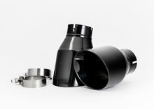 Load image into Gallery viewer, AWE Tuning Audi C7 A6 3.0T Touring Edition Exhaust - Dual Outlet Diamond Black Tips - 3015-33052
