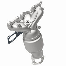 Load image into Gallery viewer, MagnaFlow Direct Fit Catalytic Converter 2016 Sorento V6 3.3 OEM Manifold - 22-090