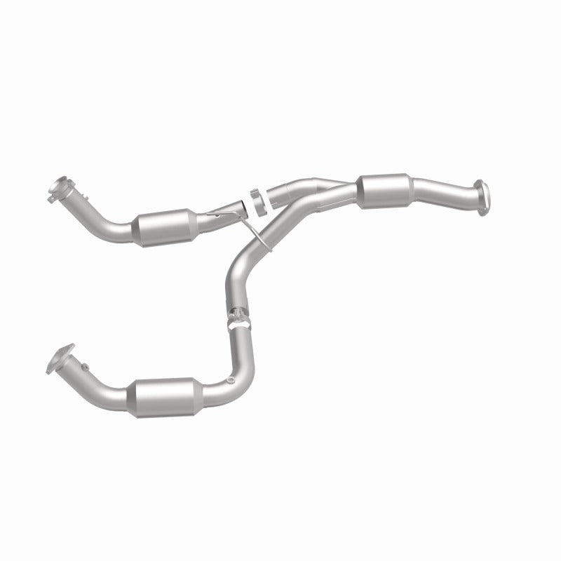 MagnaFlow 12-17 Chevrolet Express 3500 6.0L Direct Fit Converter - 5582113
