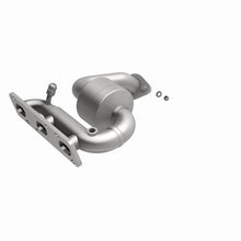 Load image into Gallery viewer, Magnaflow Conv DF 00-03 Ford Taurus 3.0L mani - 50886