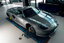 Load image into Gallery viewer, KW 04-05 Porsche Carrera GT Special Edition HLS4 V5 Coilover Kit w/ Red &amp; Blue Springs - 3097140A