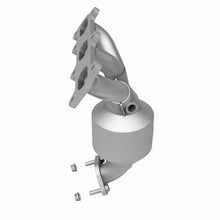 Load image into Gallery viewer, MagnaFlow Direct Fit Catalytic Converter 01-04 Hyundai Santa Fe 2.7L - 51000