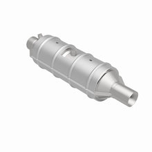 Load image into Gallery viewer, MagnaFlow 94-95 Universal Converter Ford truck 7.5L CA - 339301