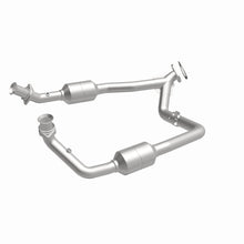 Load image into Gallery viewer, MagnaFlow 2003 Ford E-350 Super Duty 5.4L Direct Fit Converter - 4583378