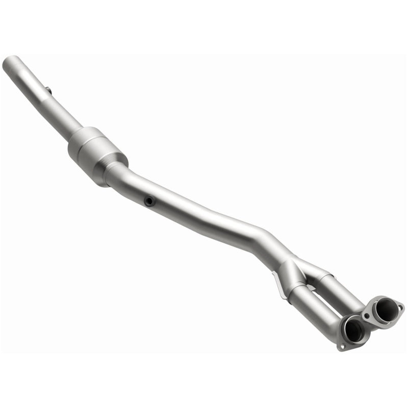 MagnaFlow Direct Fit Catalytic Converter 96-97 BMW 840 4.4L Driver Side - 24130