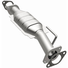 Load image into Gallery viewer, MagnaFlow Direct Fit Catalytic Converter 09-11 GMC Acadia 3.6L - 51579
