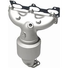 Load image into Gallery viewer, MagnaFlow DF Cat. Conv05-06 Hyundai Santa Fe/05-09 Tucson / 05-08 Kia Sportage D/S Manifold - 50675