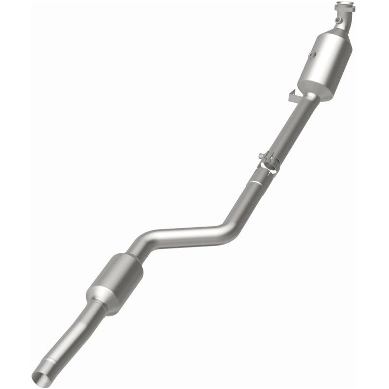 MagnaFlow 2011 C300 V6 3 OEM Underbody Direct Fit Converter - 21-437