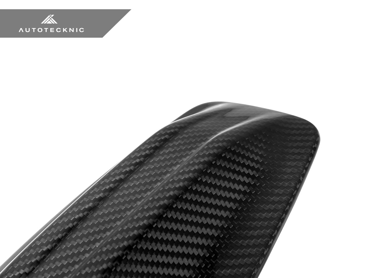 AutoTecknic Dry Carbon Roof Antenna Cover - BMW G90 M5