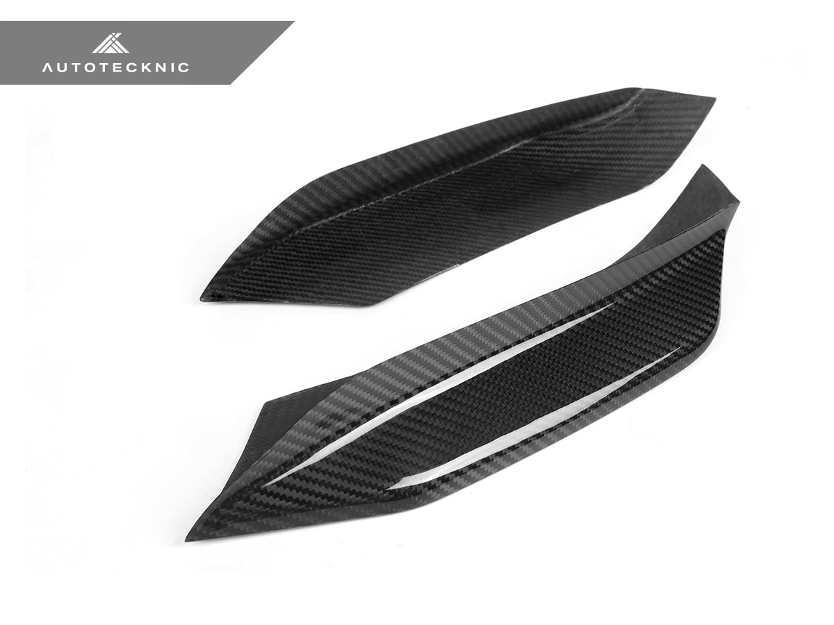 AutoTecknic Dry Carbon Corsa Bumper Trim - BMW F80 M3 | F82/ F83 M4