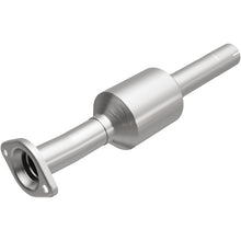 Load image into Gallery viewer, MagnaFlow 04-07 Toyota Highlander 3.3L Direct Fit Converter - 5592907